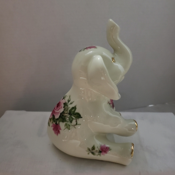Vintage Porcelain Elephant from Formalities by Baum Brothers - Picture 2 of 9